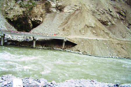 ���ڰ�����ɽ��Q�����7����