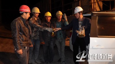 ҹ�ɺ��ش��2#�������A(ch��)�״Ν���������10000